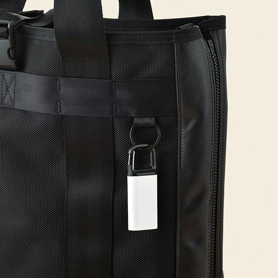 カラビナ付ポケットライト