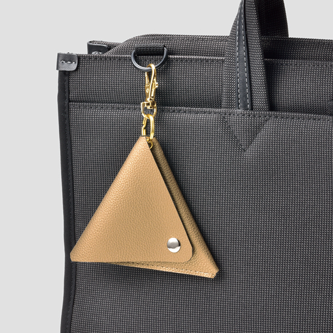 メタリア　キーホルダーポーチ