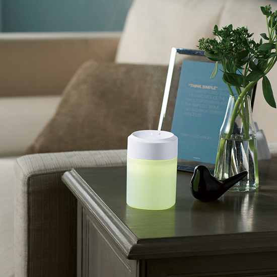 コンパクト卓上加湿器