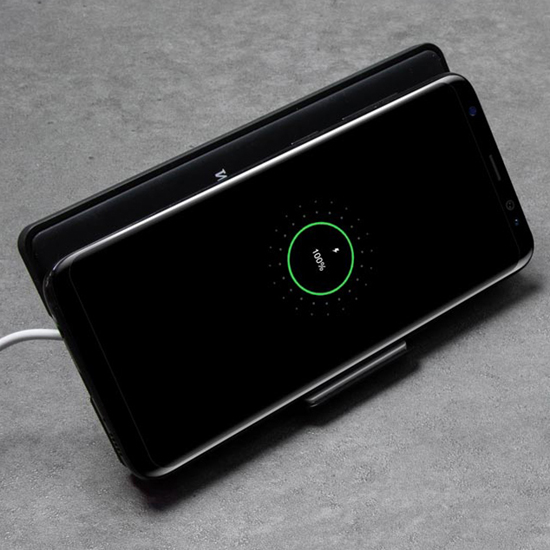 ワイヤレス充電器(IN)