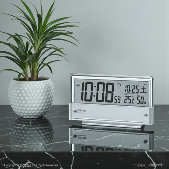 SEIKO　温度・湿度表示付デジタル電波時計　No.70